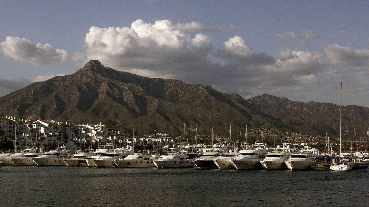 Działka budowlana na sprzedaż w Nueva Andalucia - 695 000 € (Ref: 8275401)