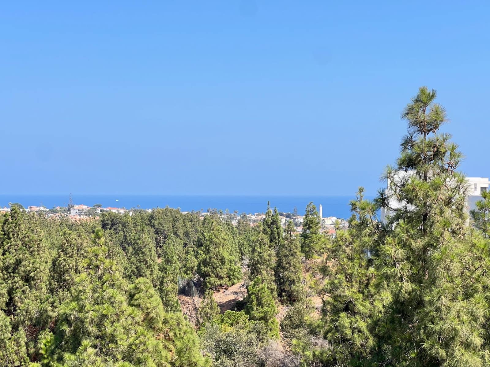 3 soveværelse Lejlighed til salg i El Faro med swimmingpool garage - € 377.300 (Ref: 8275403)