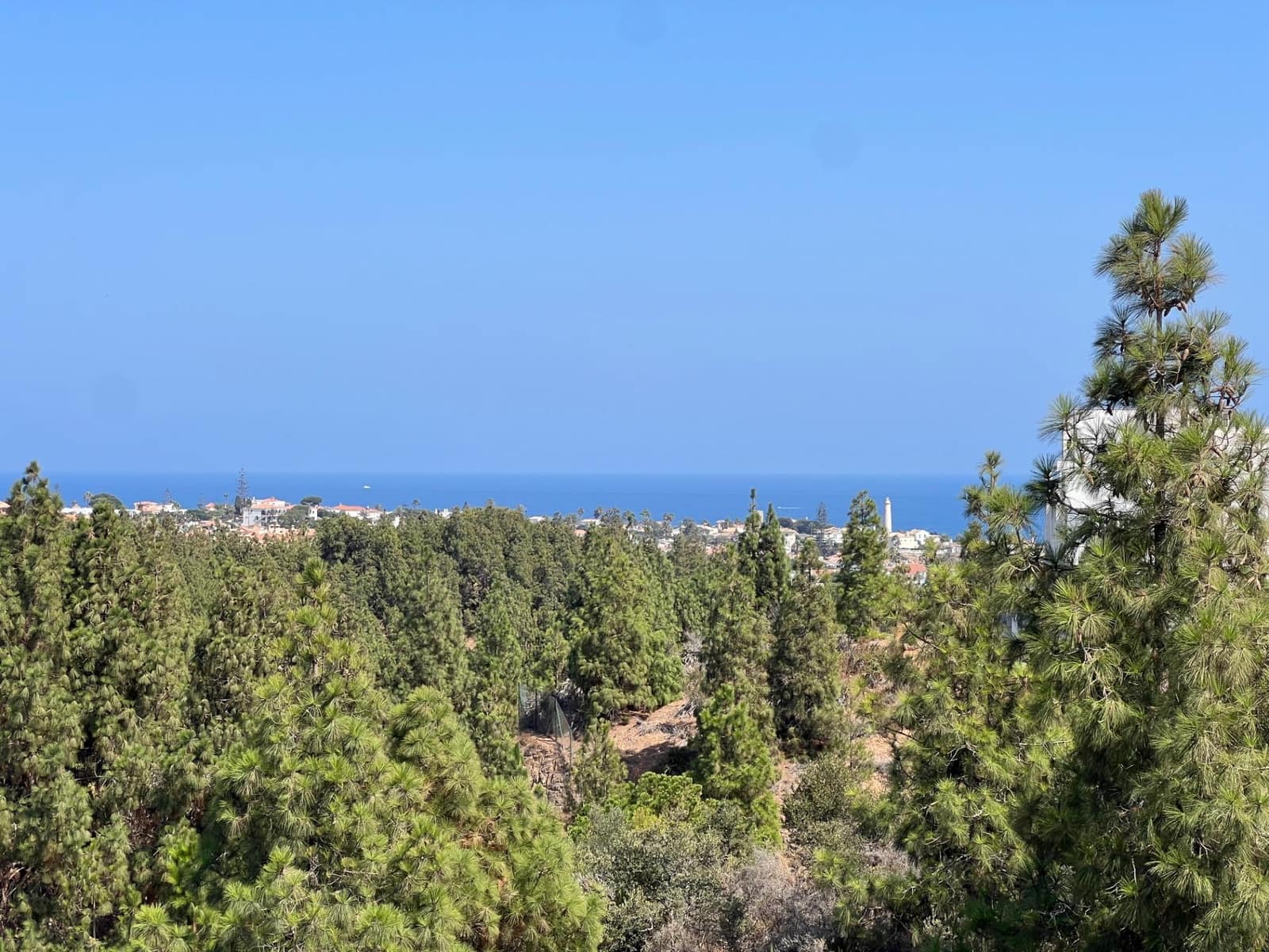 3 soveværelse Lejlighed til salg i El Faro med swimmingpool garage - € 377.300 (Ref: 8275403)