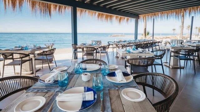 3 makuuhuone Ranta-asunto myytävänä paikassa Benalmádena mukana uima-altaan 
autotalli - 704 000 € (Ref: 8275455)