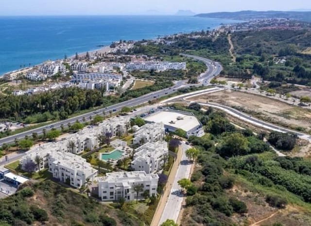 3 quarto Apartamento para venda em Estepona com piscina garagem - 475 000 € (Ref: 8275457)