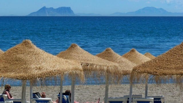 3 quarto Apartamento para venda em Estepona com piscina garagem - 475 000 € (Ref: 8275457)