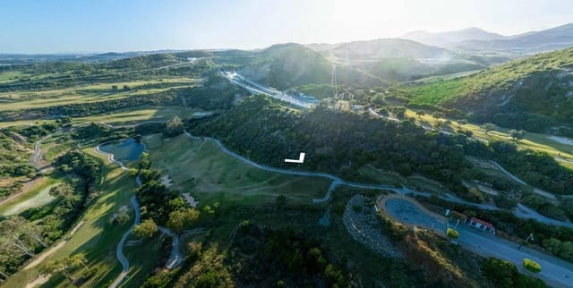 Apartamento de 1 habitación en Estepona en venta con piscina garaje - 273.000 € (Ref: 8331908)