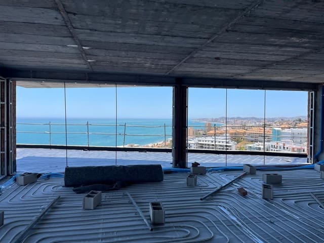 2 soveværelse Lejlighed til salg i El Higuerón, Fuengirola med swimmingpool garage - € 845.000 (Ref: 8574226)