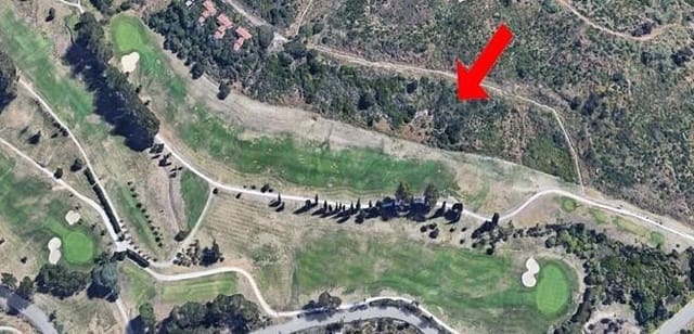 Byggetomt til salgs i Estepona Golf, Estepona - € 225 000 (Ref: 8638581)