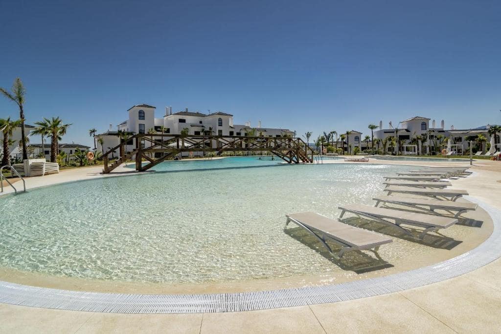 3 chambre Appartement à vendre à Estepona avec piscine garage - 860 000 € (Ref: 8662737)