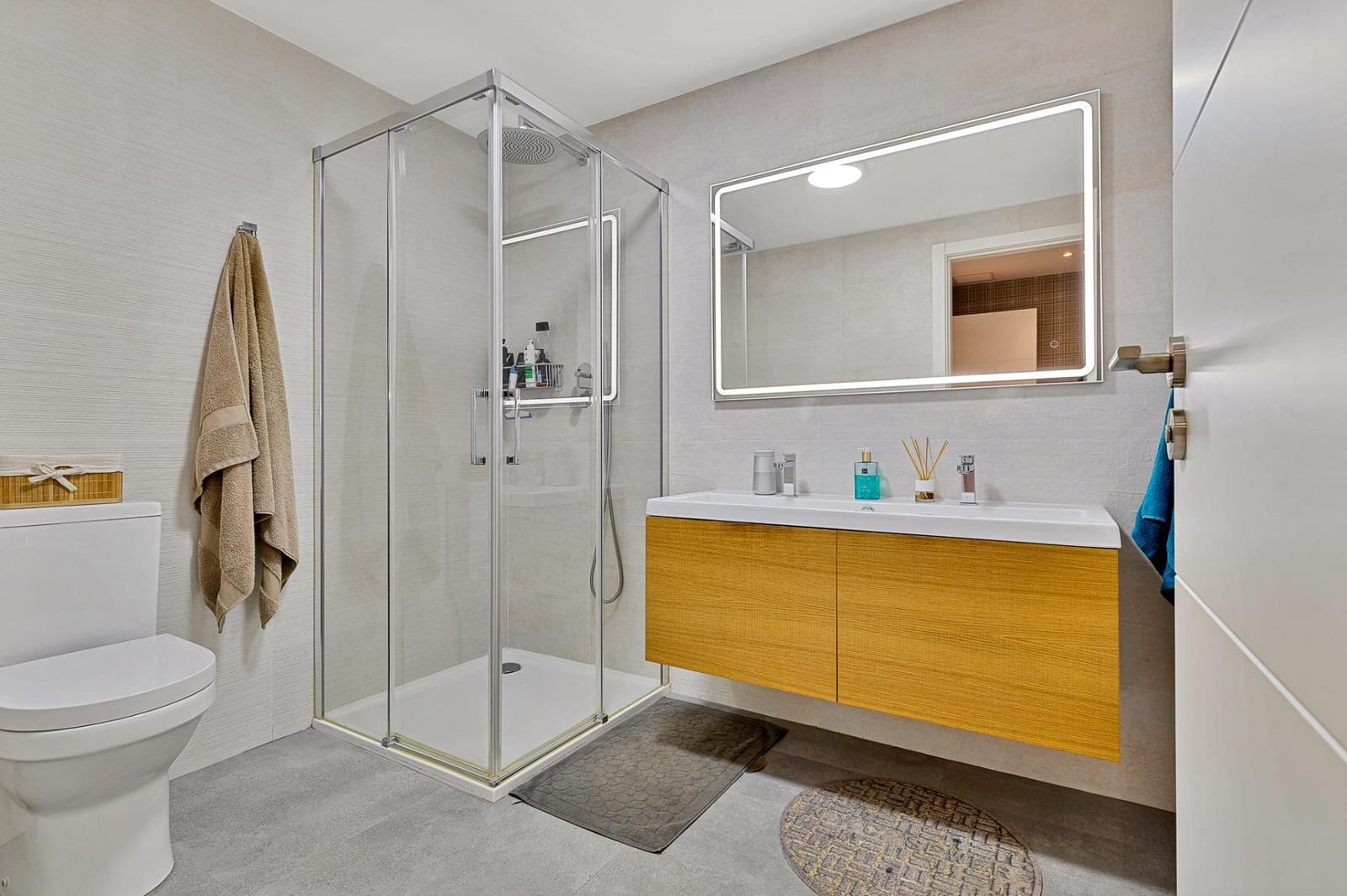 3 chambre Appartement à vendre à Estepona avec piscine garage - 860 000 € (Ref: 8662737)