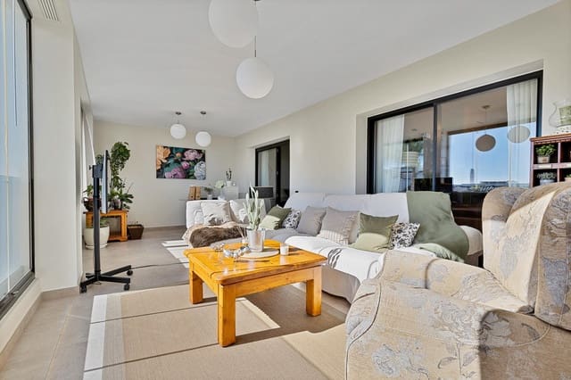 3 chambre Appartement à vendre à Altos de Estepona, Estepona avec piscine garage - 860 000 € (Ref: 8662737)