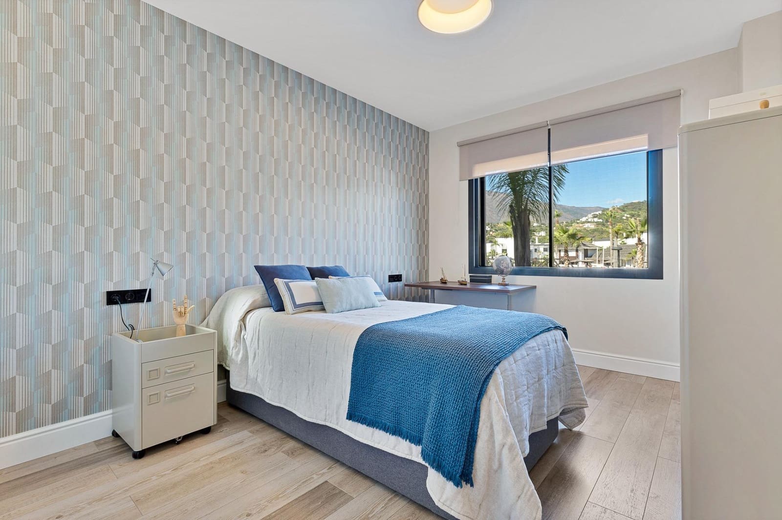 3 chambre Appartement à vendre à Estepona avec piscine garage - 860 000 € (Ref: 8662737)