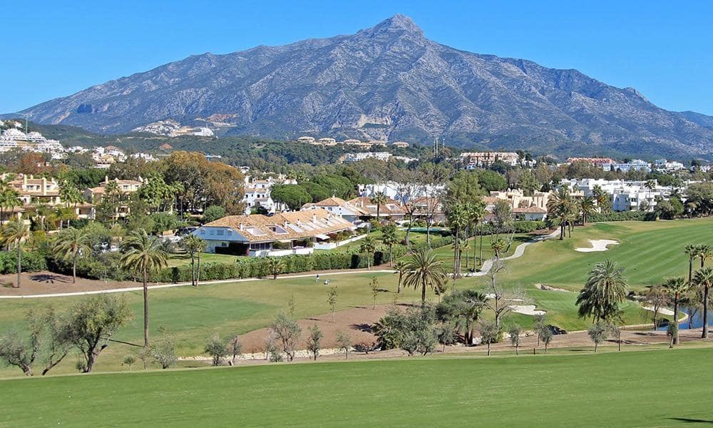 2 bedroom Apartment for sale in Nueva Andalucia with pool garage - € 719,100 (Ref: 8809880)