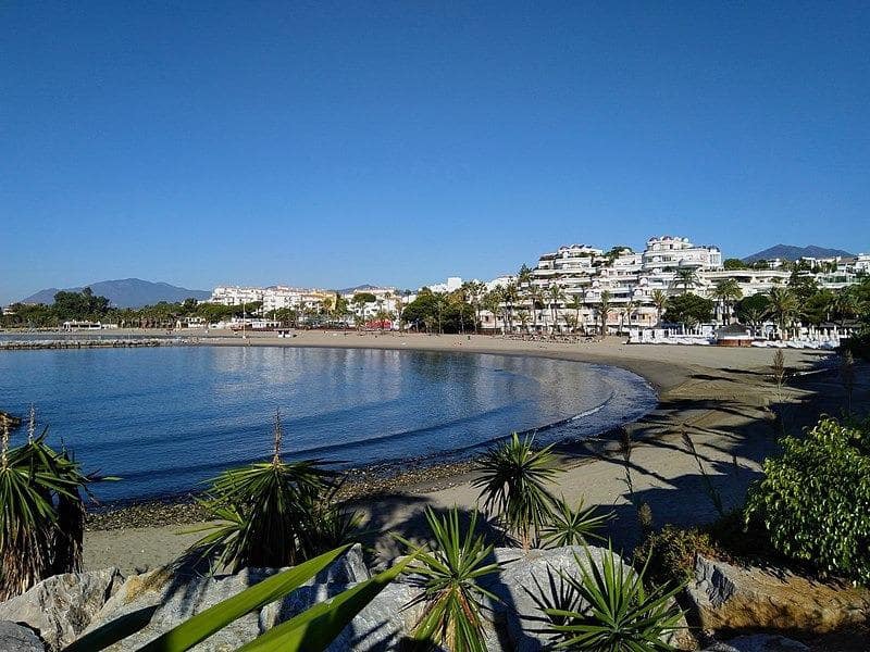 2 bedroom Apartment for sale in Nueva Andalucia with pool garage - € 719,100 (Ref: 8809880)