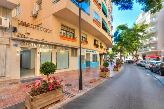 Erhverv til leje i Playa Bajadilla - Puertos, Marbella - € 2.950 (Ref: 8892943)