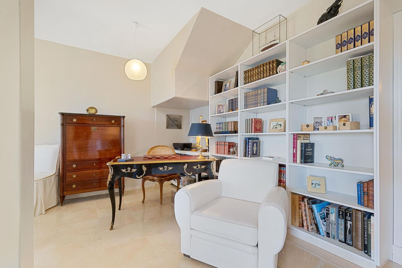 3 sypialnia Penthouse na sprzedaż w Guadalmina z basenem garażem - 700 000 € (Ref: 8895061)