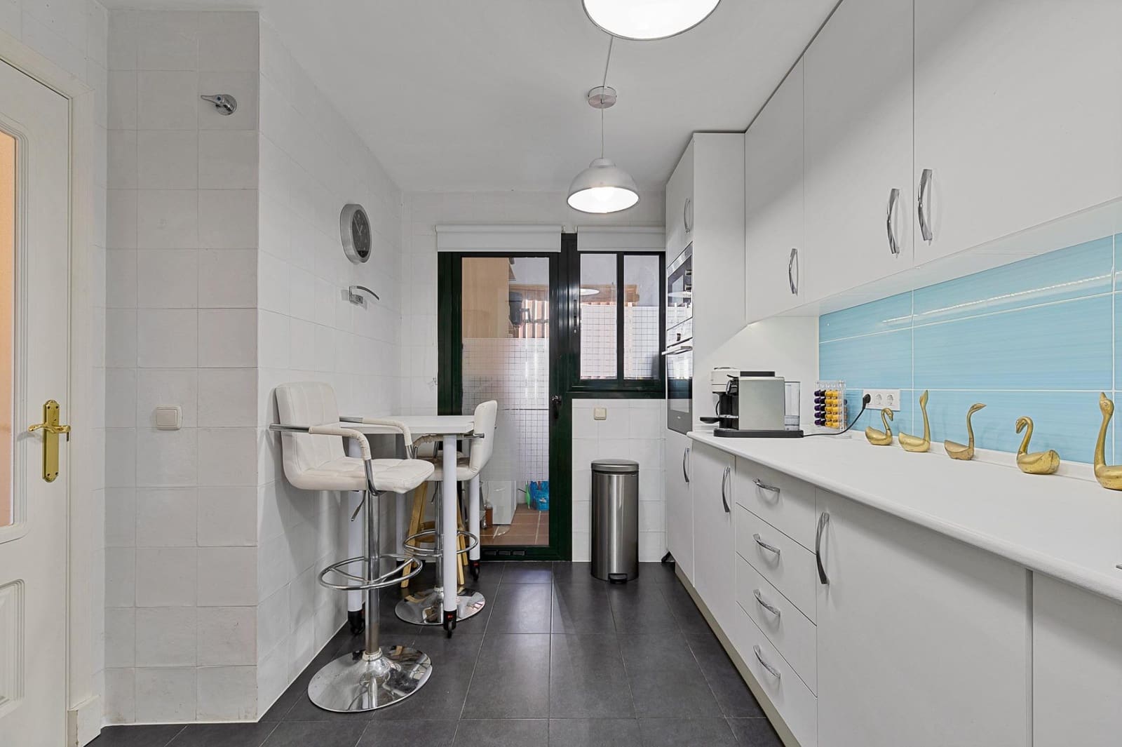 3 sypialnia Penthouse na sprzedaż w Guadalmina z basenem garażem - 700 000 € (Ref: 8895061)