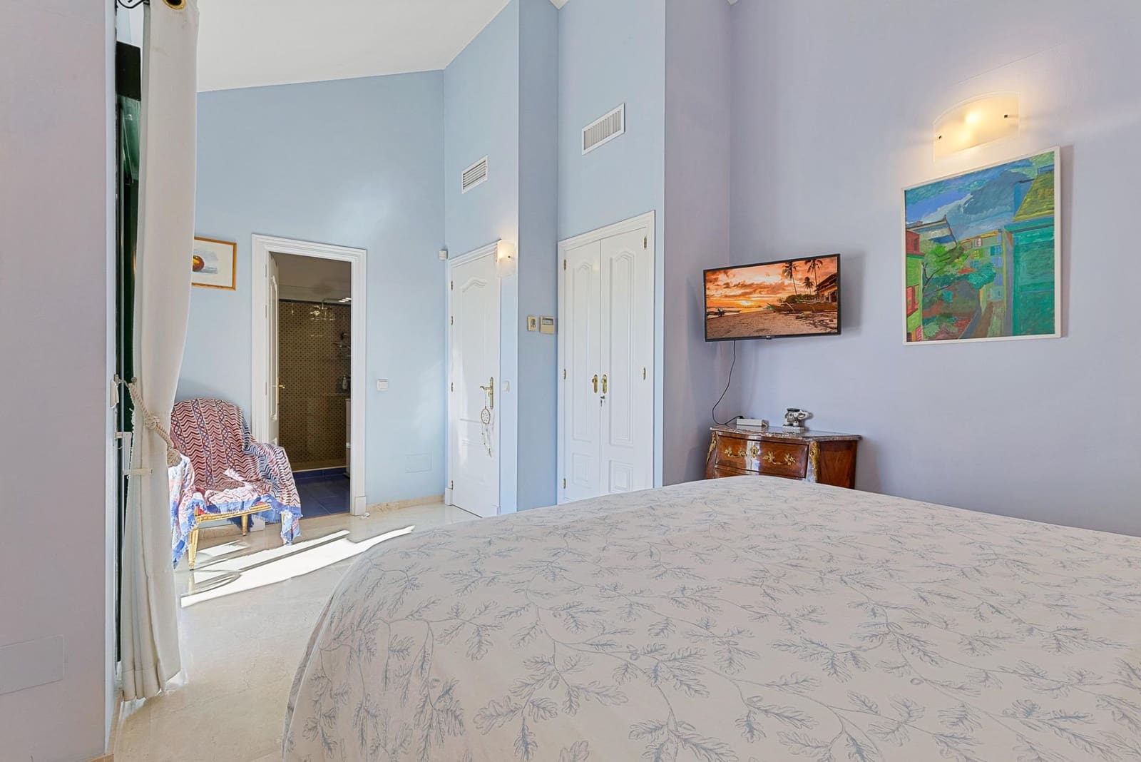 3 sypialnia Penthouse na sprzedaż w Guadalmina z basenem garażem - 700 000 € (Ref: 8895061)