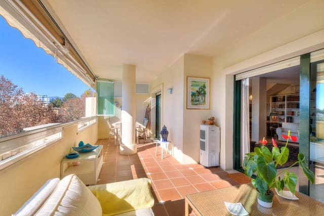 3 soverom Penthouse til salgs i Guadalmina Alta, Marbella med svømmebasseng garasje - € 700 000 (Ref: 8895061)