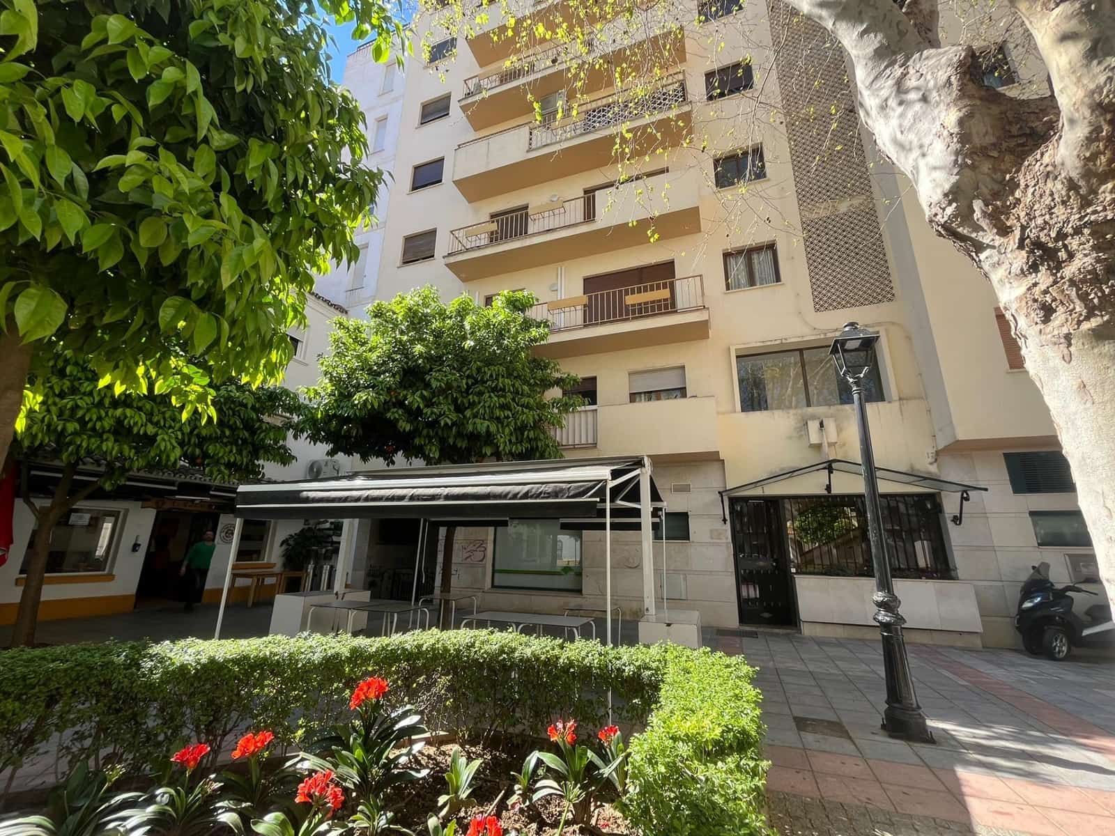4 soveværelse Lejlighed til salg i Marbella - € 500.000 (Ref: 8907640)