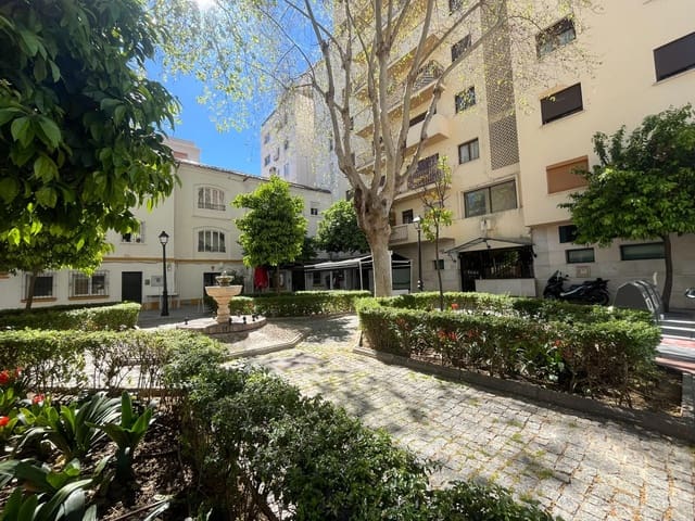 4 chambre Appartement à vendre à Ricardo Soriano, Marbella - 500 000 € (Ref: 8907640)