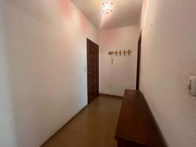 Apartamento de 4 habitaciones en Ricardo Soriano, Marbella en venta - 495.000 € (Ref: 8907640)