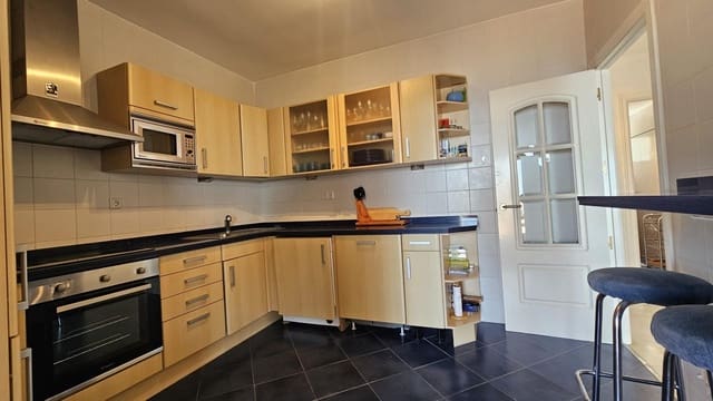 3 bedroom Apartment for sale in Guadalobón, Estepona with pool garage - € 865,000 (Ref: 9036681)