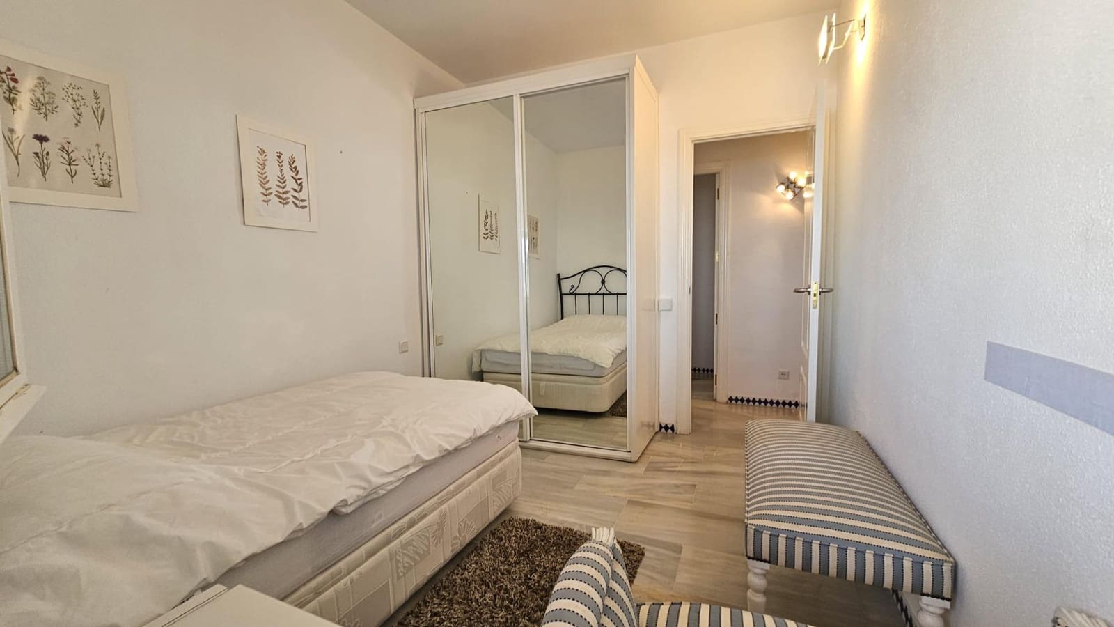 3 bedroom Apartment for sale in Estepona with pool garage - € 865,000 (Ref: 9036681)