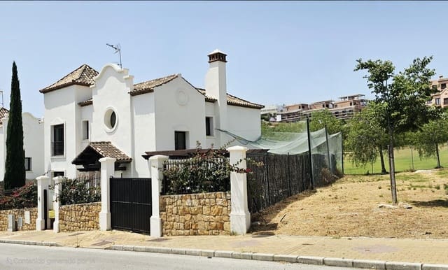 3 chambre Villa/Maison à vendre à Estepona avec garage - 950 000 € (Ref: 9104726)