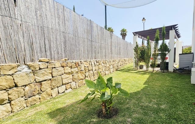 3 chambre Villa/Maison à vendre à Estepona avec garage - 950 000 € (Ref: 9104726)