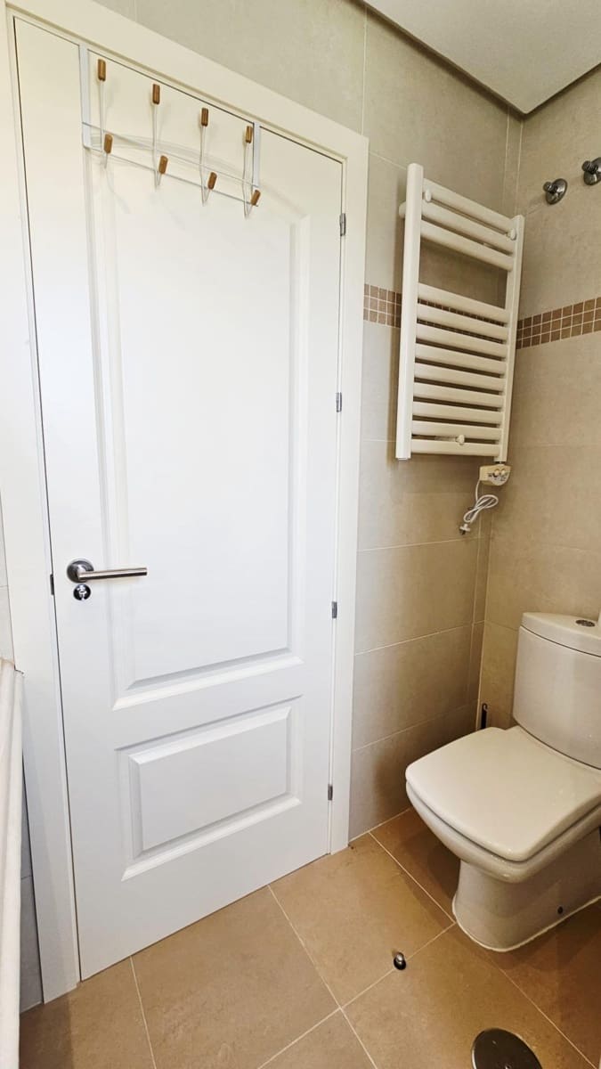 3 bedroom Villa for sale in Estepona with garage - € 898,900 (Ref: 9104726)