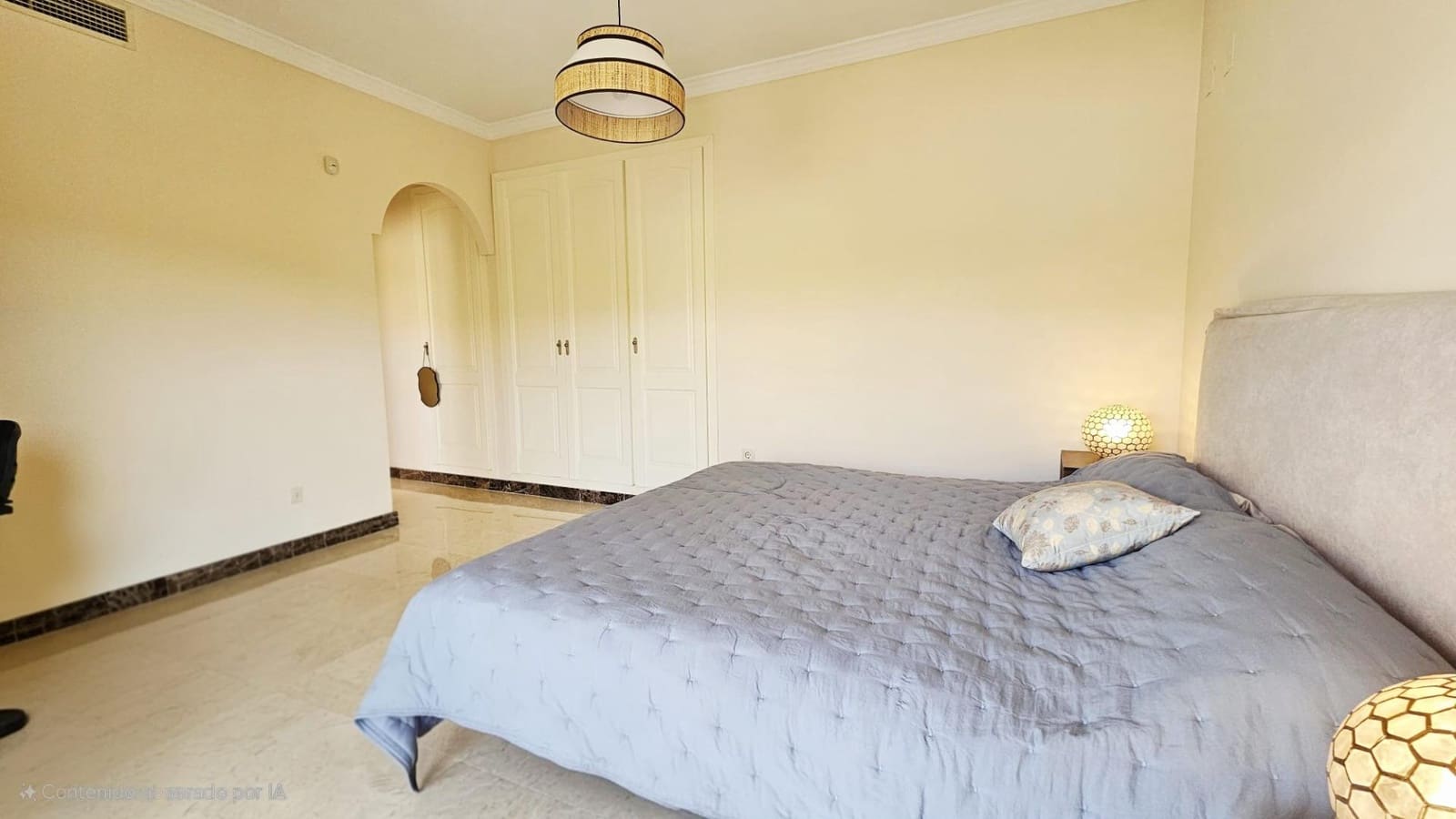 3 bedroom Villa for sale in Estepona with garage - € 898,900 (Ref: 9104726)