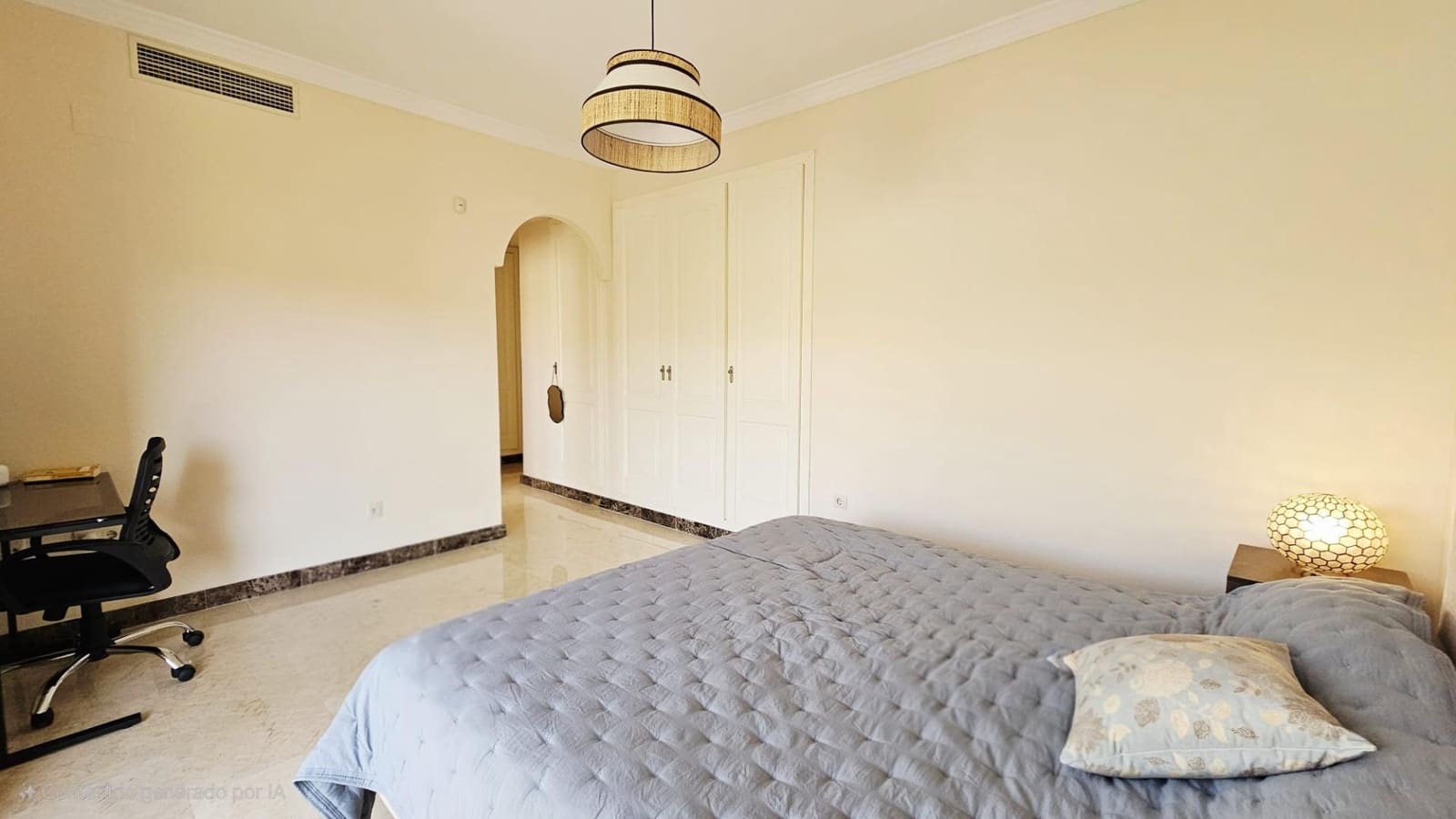 3 bedroom Villa for sale in Estepona with garage - € 898,900 (Ref: 9104726)