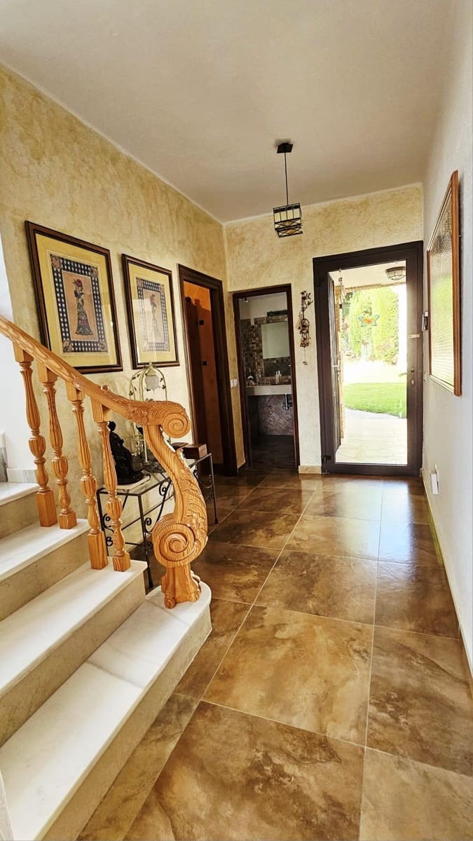 4 chambre Villa/Maison à vendre à Guadalmina avec piscine garage - 1 240 000 € (Ref: 9108790)