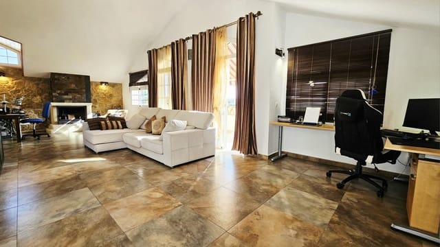 4 chambre Villa/Maison à vendre à Guadalmina Baja, Marbella avec piscine garage - 1 240 000 € (Ref: 9108790)