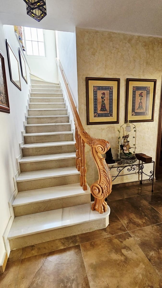 4 chambre Villa/Maison à vendre à Guadalmina avec piscine garage - 1 240 000 € (Ref: 9108790)