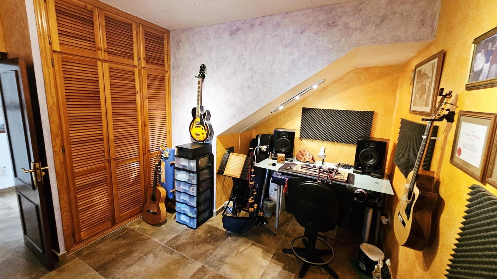 4 chambre Villa/Maison à vendre à Guadalmina avec piscine garage - 1 240 000 € (Ref: 9108790)