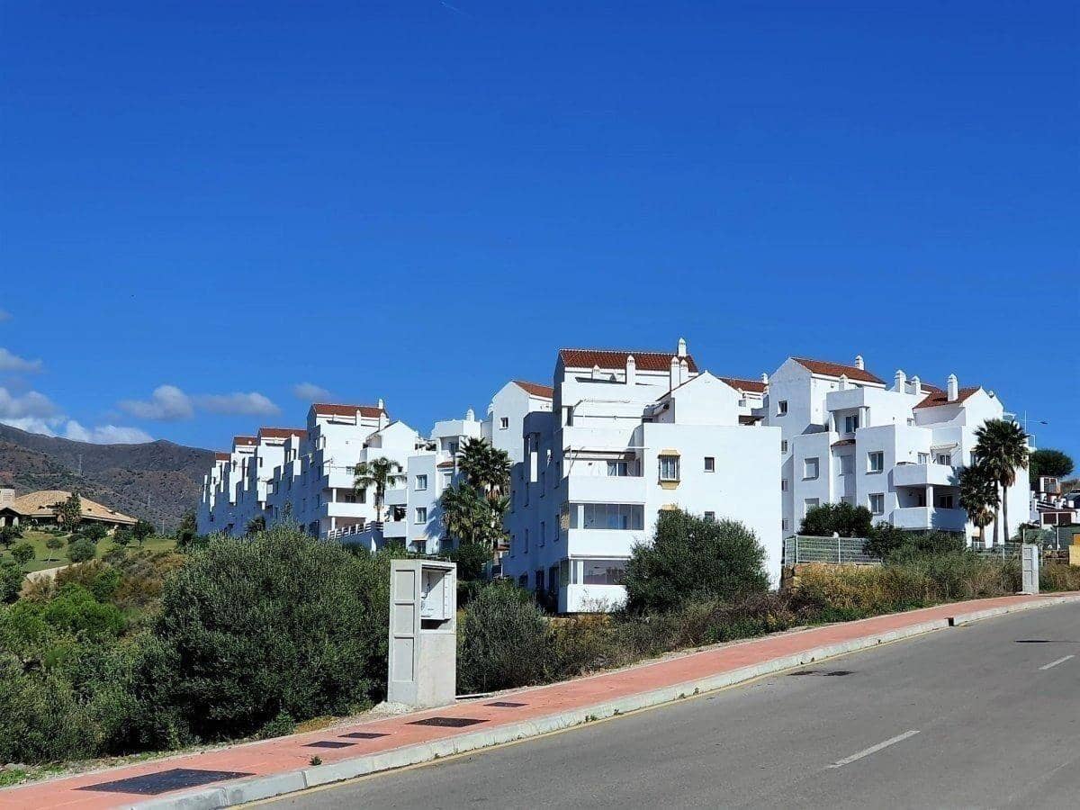 2 chambre Penthouse à vendre à Estepona avec piscine garage - 345 000 € (Ref: 9129808)