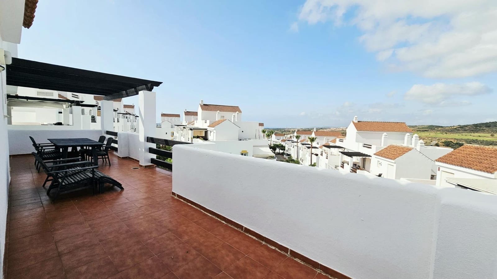 2 chambre Penthouse à vendre à Estepona avec piscine garage - 345 000 € (Ref: 9129808)