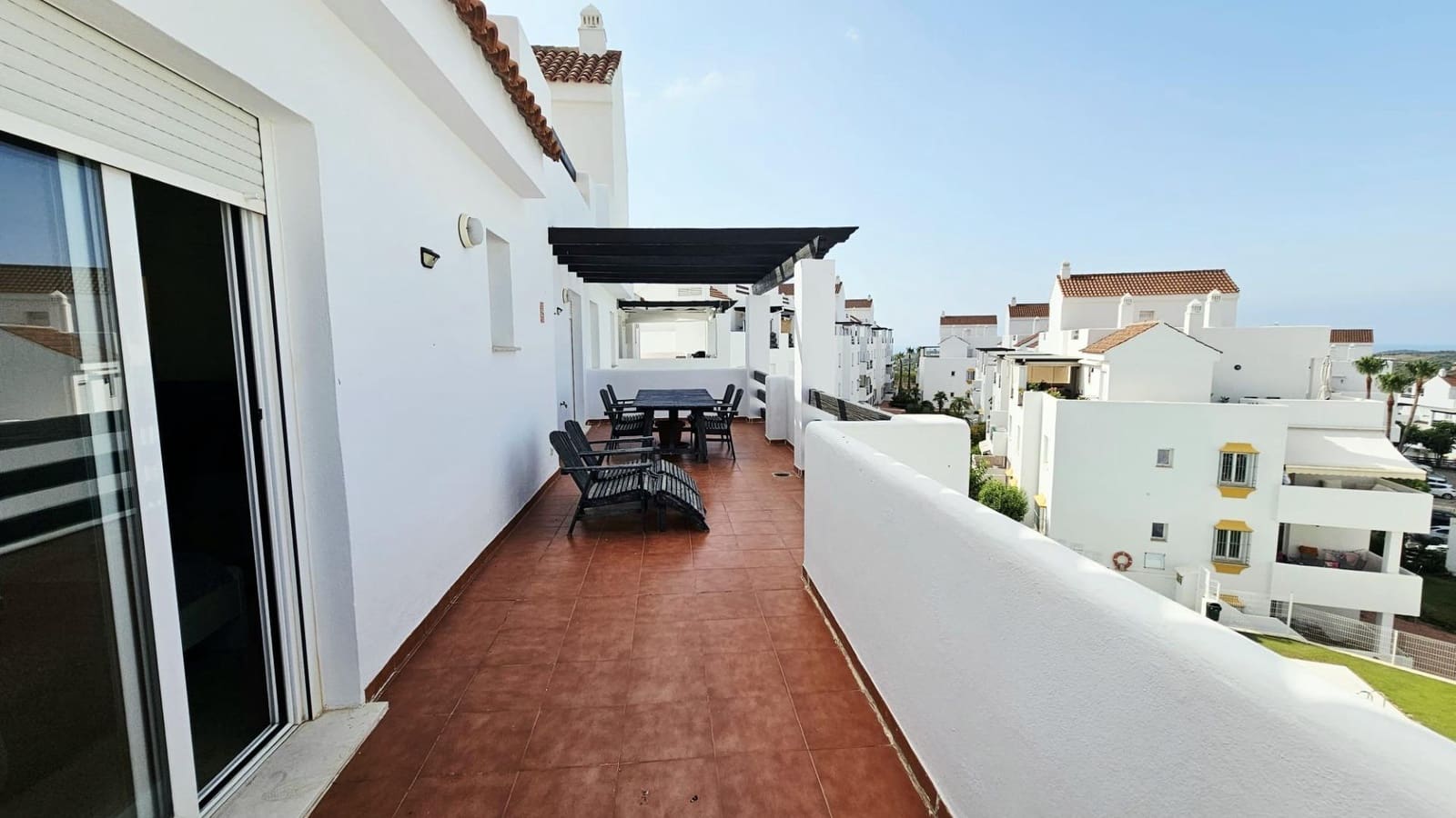 2 chambre Penthouse à vendre à Estepona avec piscine garage - 345 000 € (Ref: 9129808)