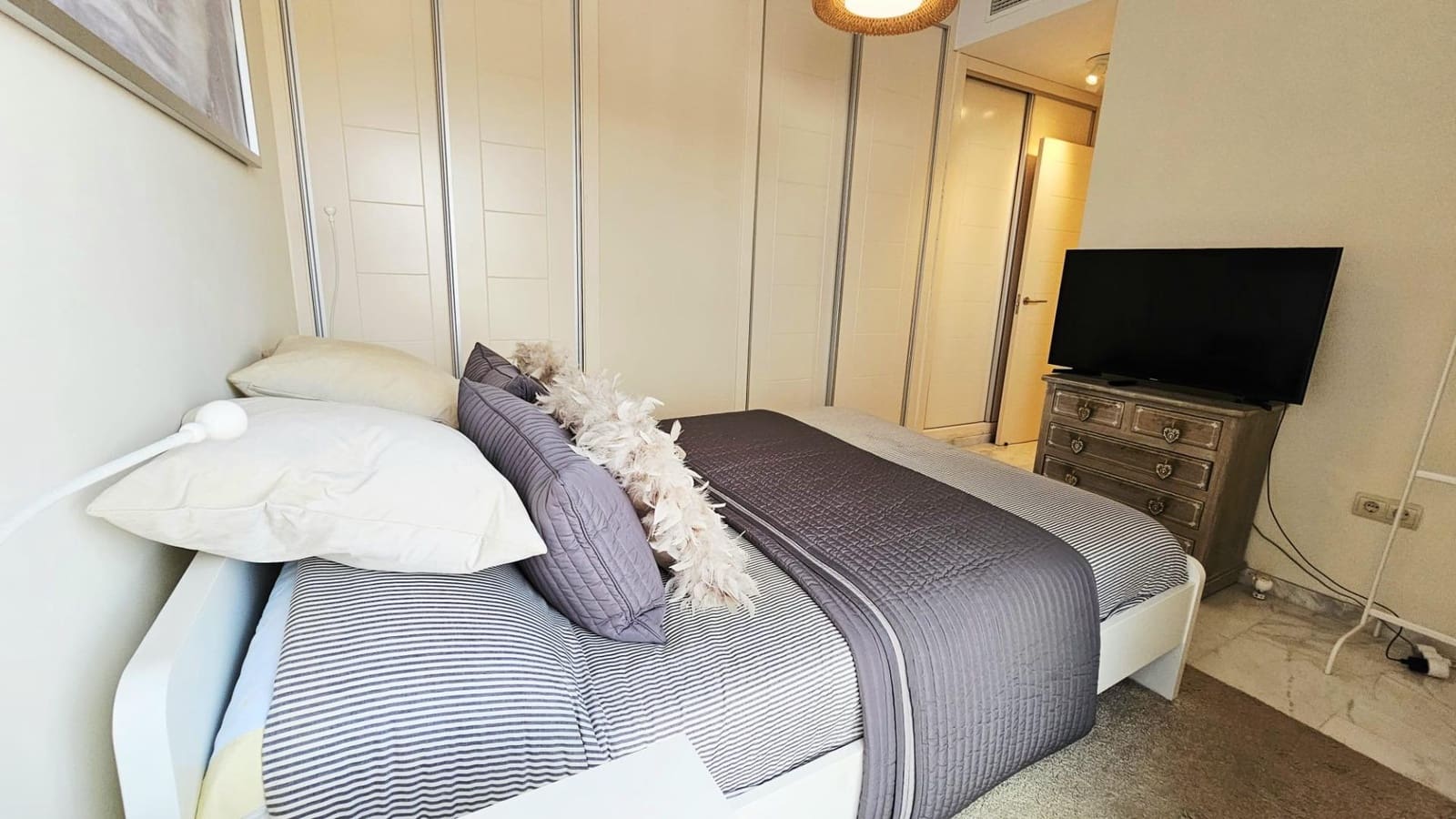 2 chambre Penthouse à vendre à Estepona avec piscine garage - 345 000 € (Ref: 9129808)