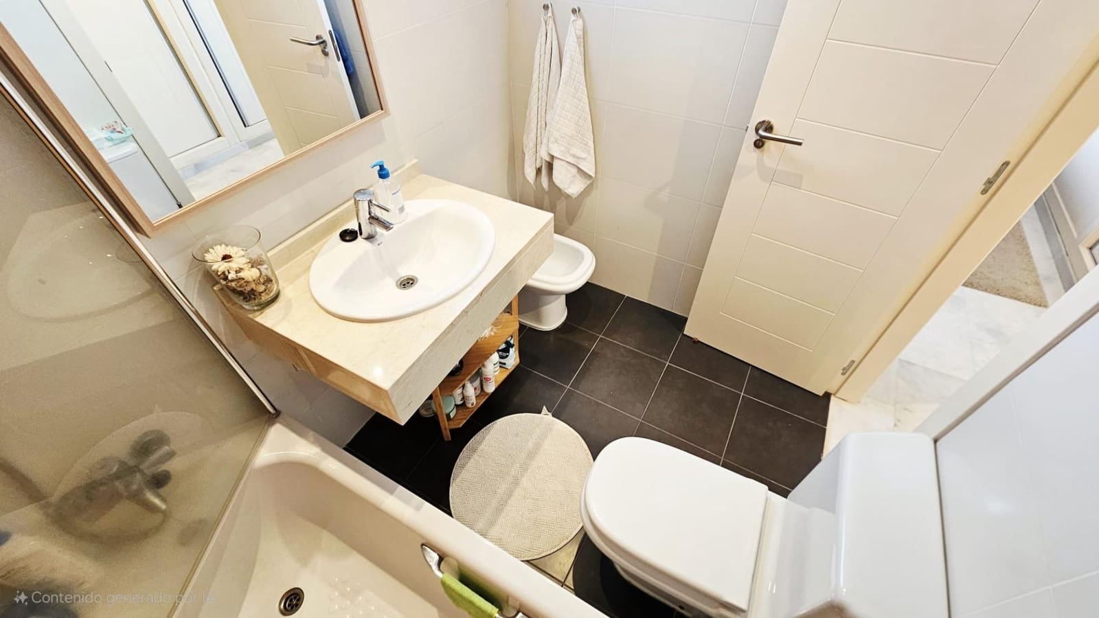 2 chambre Penthouse à vendre à Estepona avec piscine garage - 345 000 € (Ref: 9129808)