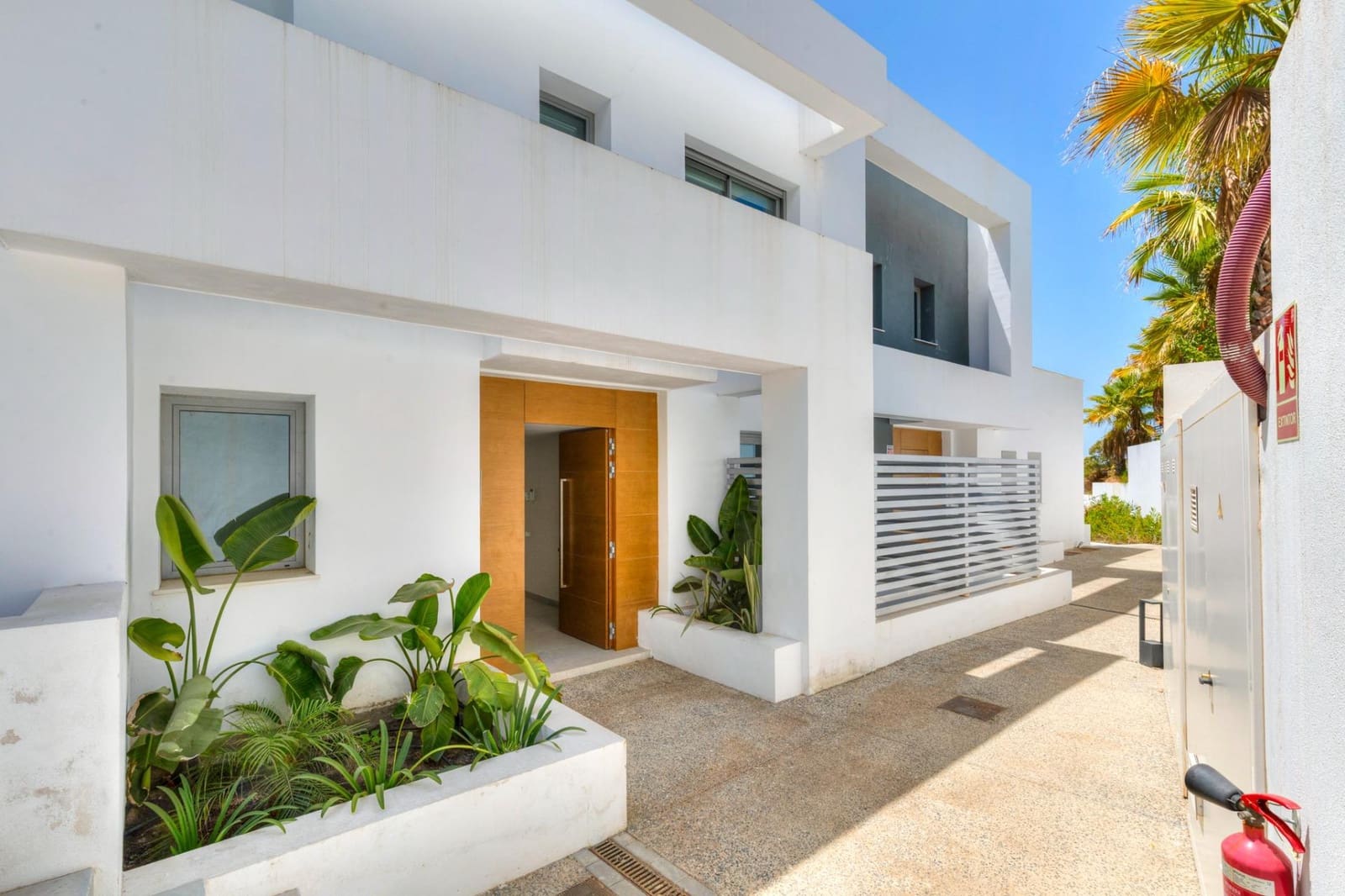 3 soveværelse Rækkehus til salg i San Pedro de Alcantara med swimmingpool garage - € 1.300.000 (Ref: 9132490)