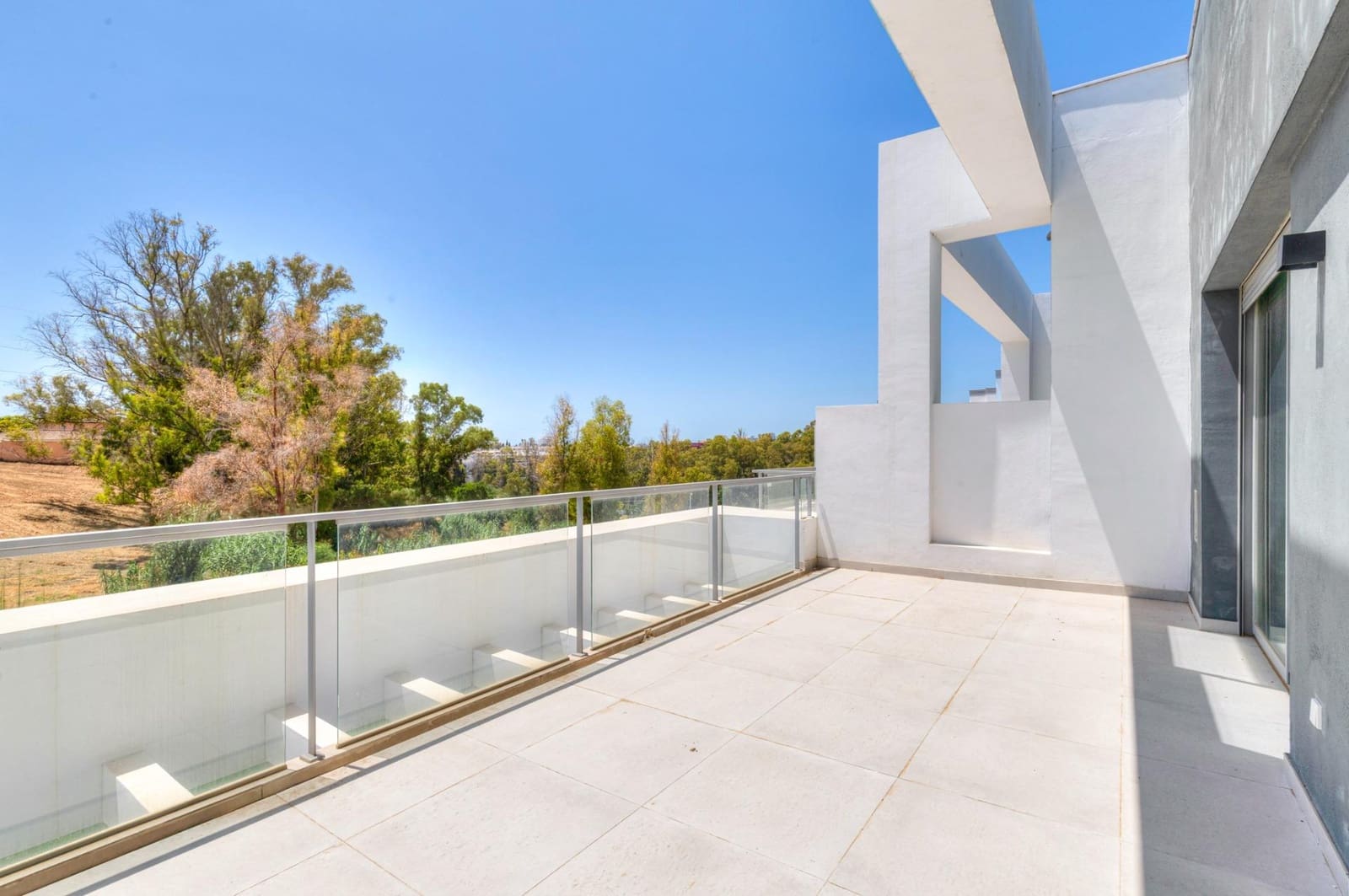 3 soveværelse Rækkehus til salg i San Pedro de Alcantara med swimmingpool garage - € 1.300.000 (Ref: 9132490)