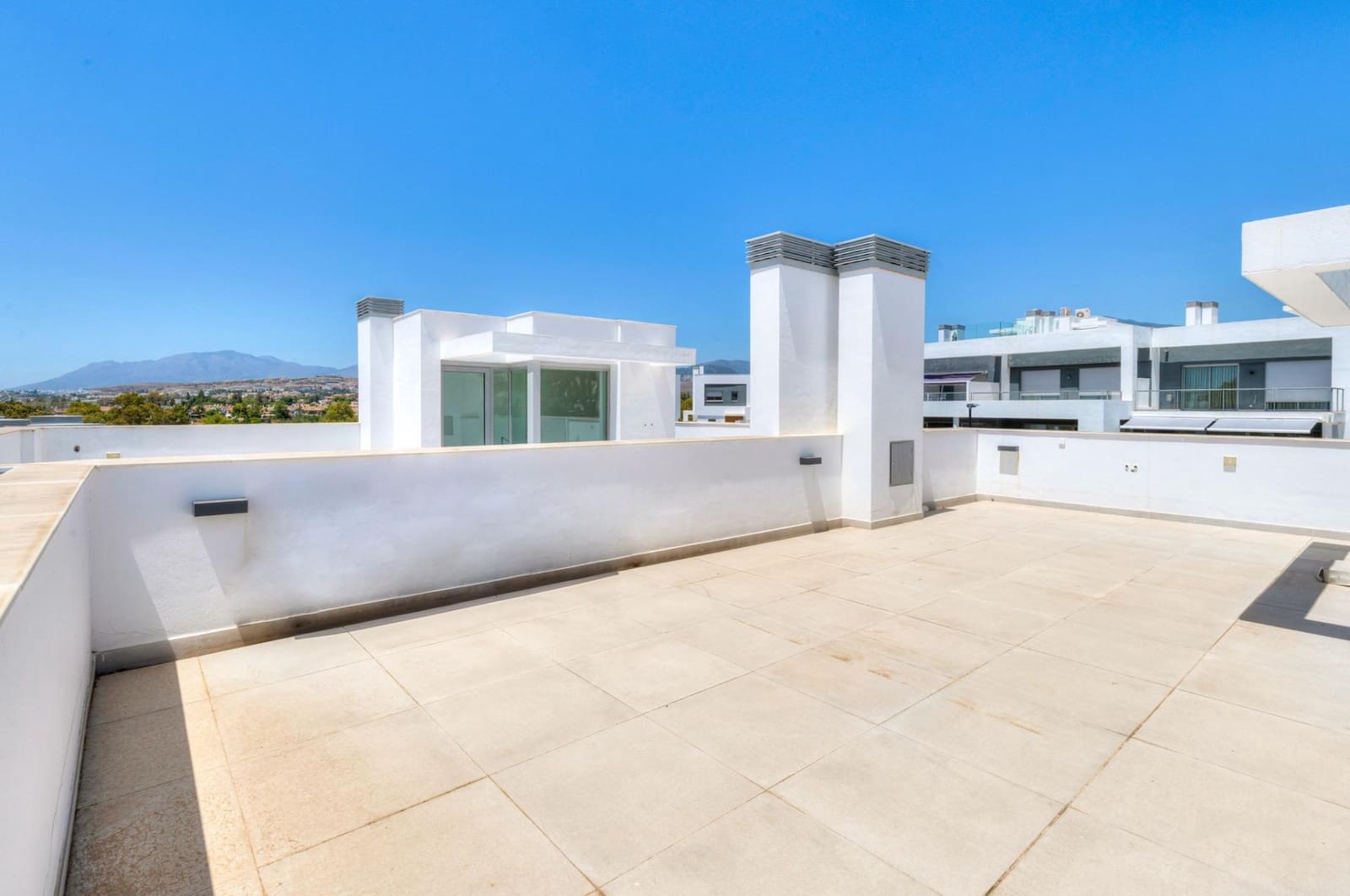 3 soveværelse Rækkehus til salg i San Pedro de Alcantara med swimmingpool garage - € 1.300.000 (Ref: 9132490)