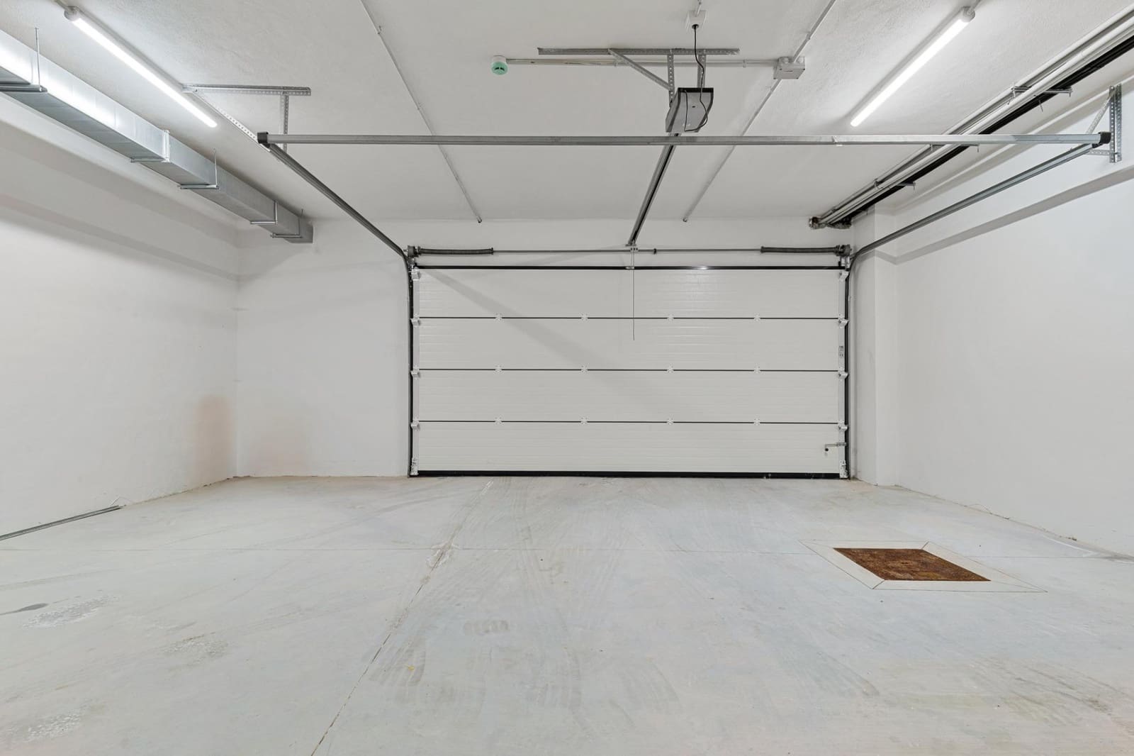 3 soveværelse Rækkehus til salg i San Pedro de Alcantara med swimmingpool garage - € 1.300.000 (Ref: 9132490)