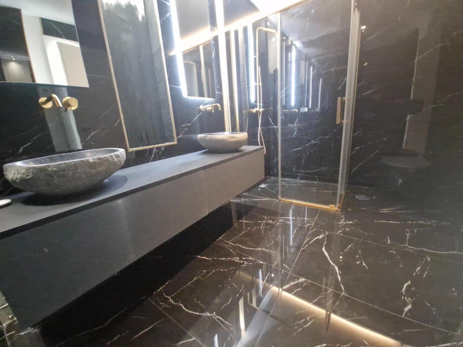 3 soveværelse Rækkehus til salg i San Pedro de Alcantara med swimmingpool garage - € 1.300.000 (Ref: 9132490)