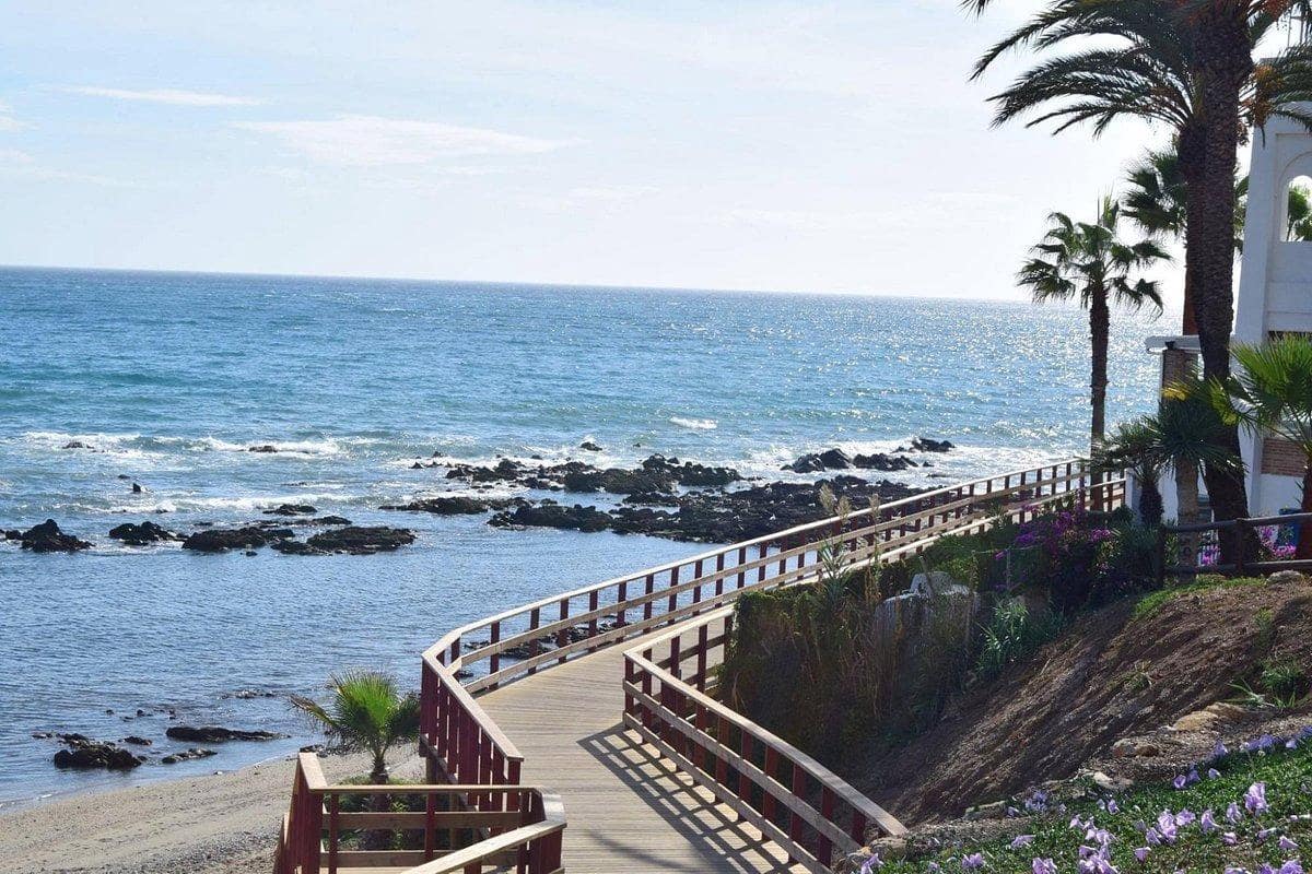 Apartamento de 2 habitaciones en Mijas en venta con garaje - 354.000 € (Ref: 9187045)