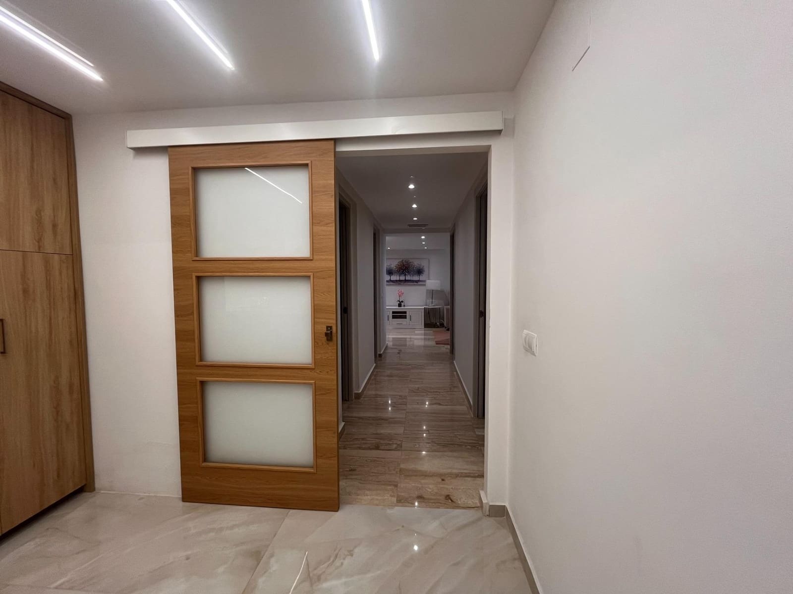 2 sypialnia Apartament do wynajęcia w Marbella z garażem - 2 400 € (Ref: 9202501)