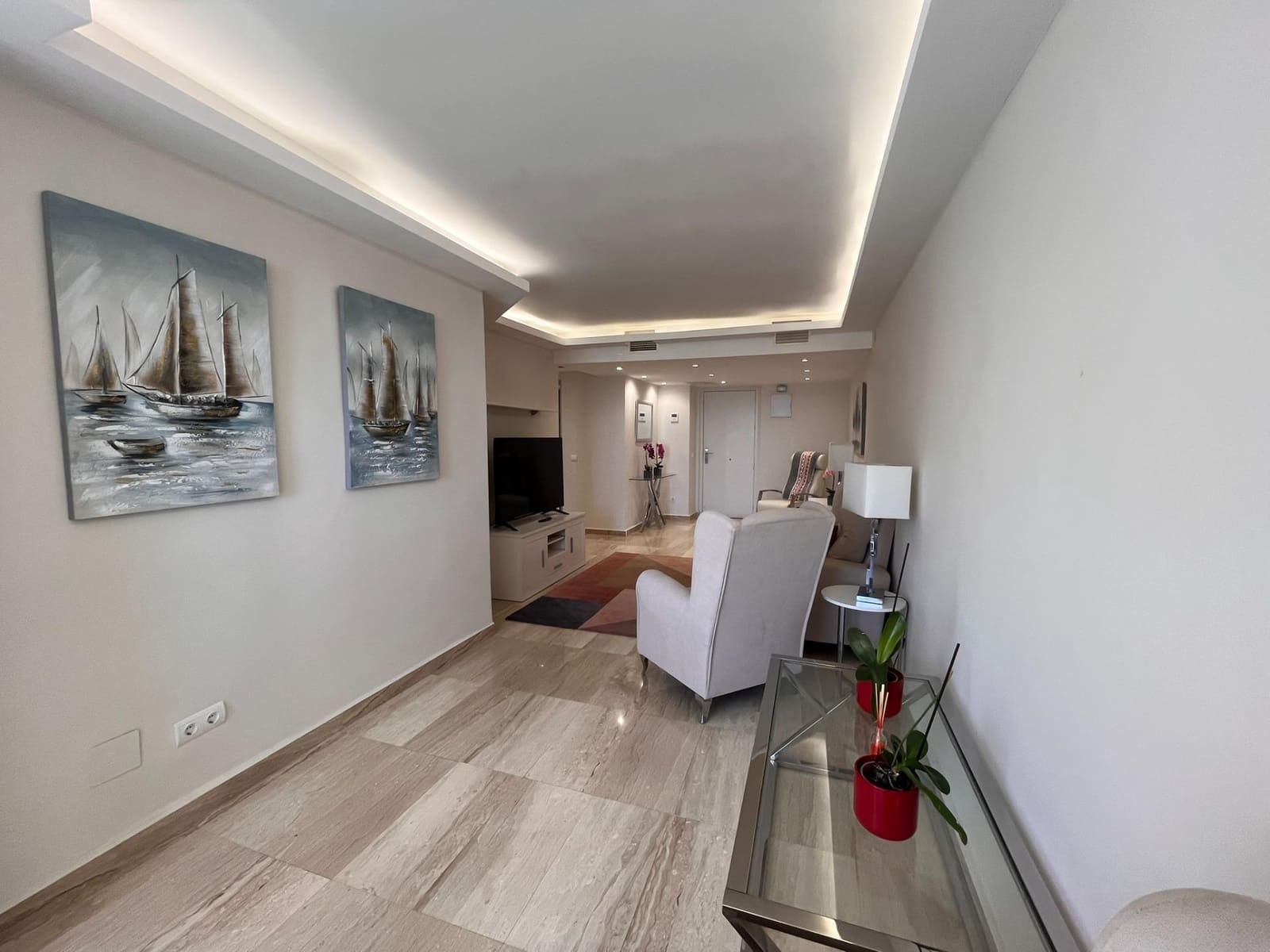 2 sypialnia Apartament do wynajęcia w Marbella z garażem - 2 400 € (Ref: 9202501)