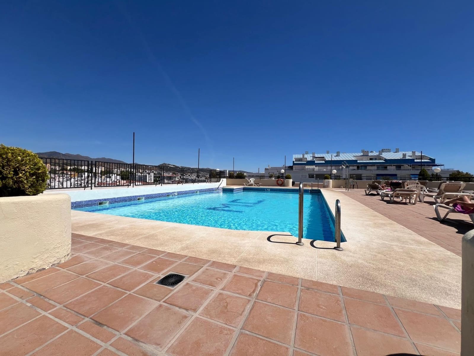 2 sypialnia Apartament do wynajęcia w Marbella z garażem - 2 400 € (Ref: 9202501)