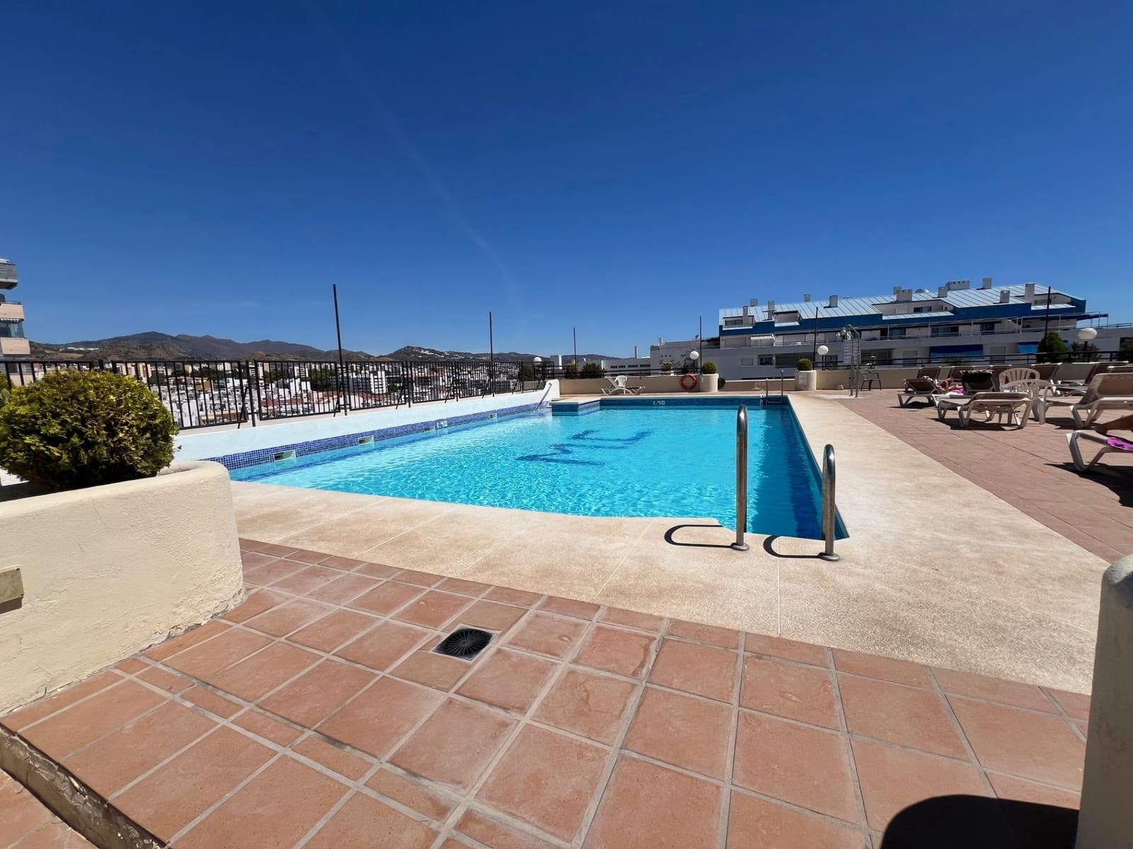 2 sypialnia Apartament do wynajęcia w Marbella z garażem - 2 400 € (Ref: 9202501)