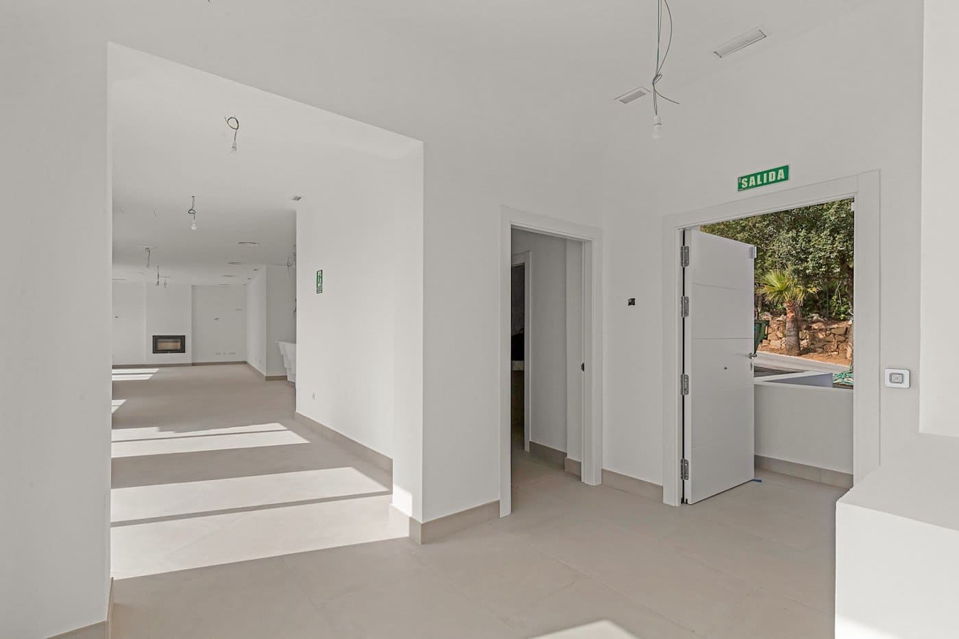 Villa til leje i La Mairena med garage - € 6.000 (Ref: 9215141)